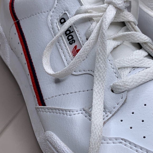 ADIDAS - Picture 4 of 12